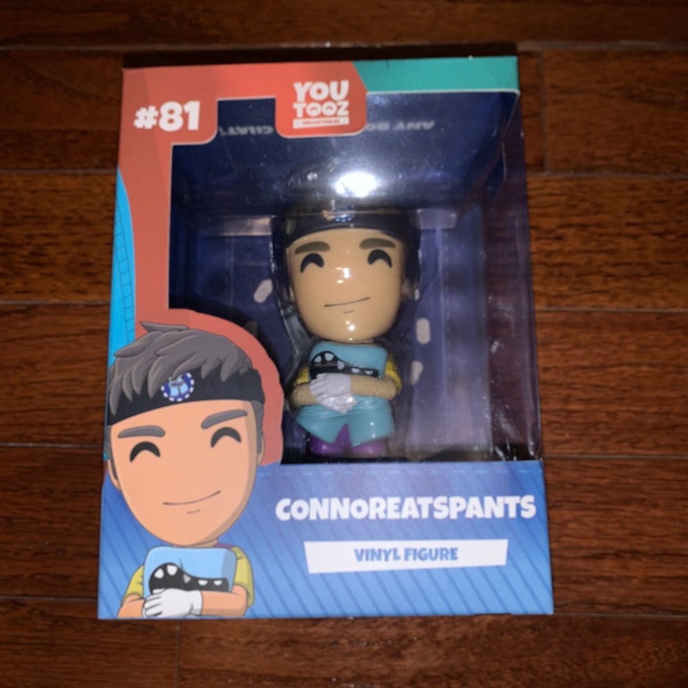 NIB #81 LIMITED SOLD OUT ConnorEatsPants Vinyl figure RARE